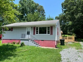Building Photo - 229 Watson Dr