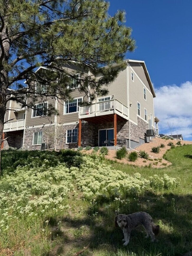 Foto del edificio - New 3BR Townhome in Mitchell Creek Canyon ...