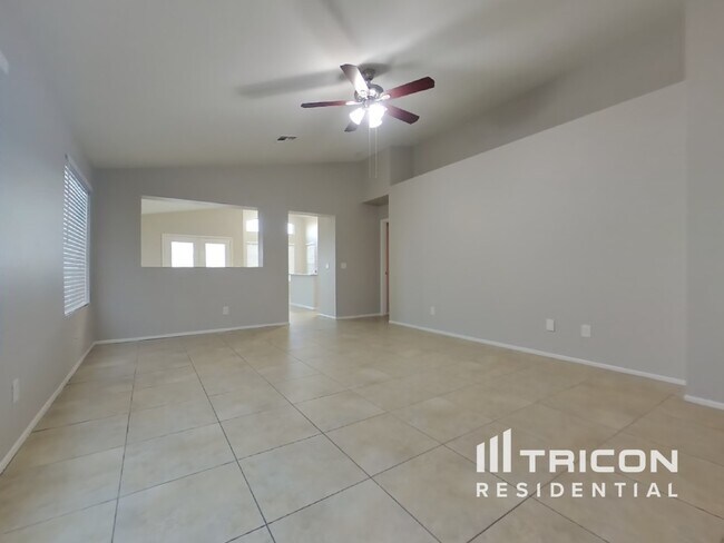 Building Photo - 8334 W Baxter Dr