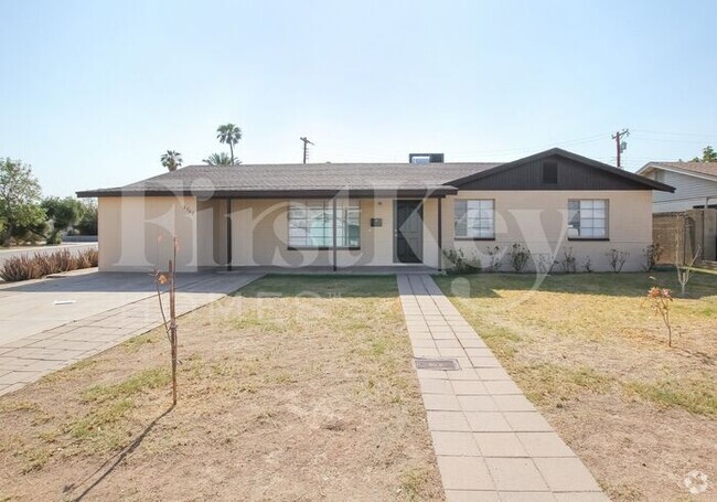 Building Photo - 5702 N 19th Dr