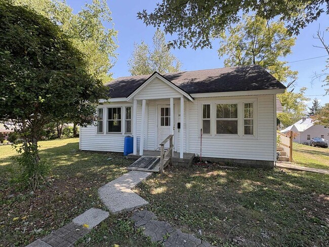 Foto del edificio - Small Family Home!