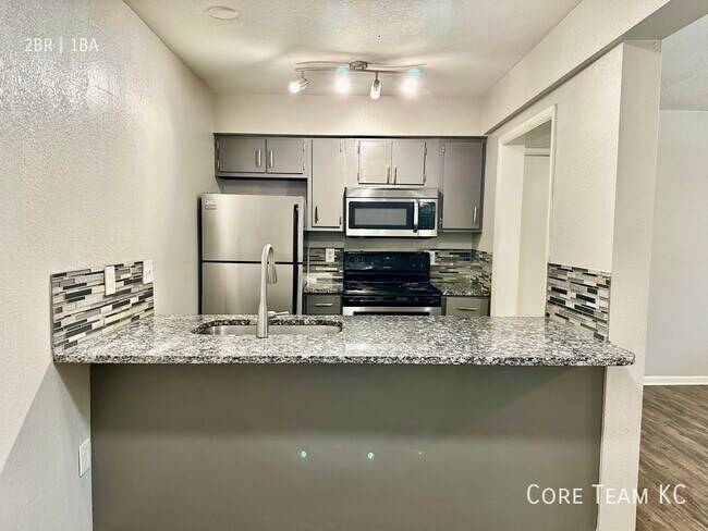 Foto del edificio - 703 E 40th St