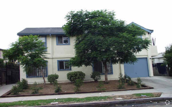 Foto del edificio - 4240 46th St