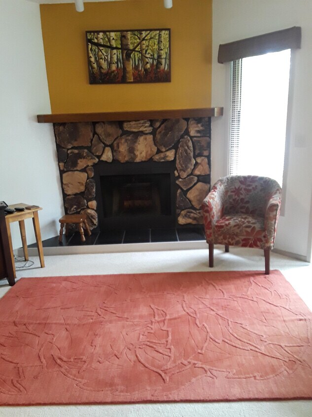 Primary Photo - 4804 Mills Dr