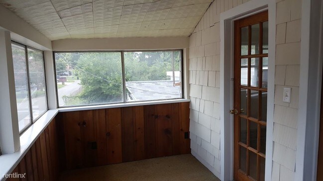 Foto del edificio - 3 br, 1 bath House - 933 Pecan Point Road