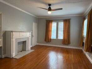 Building Photo - 327 W Huisache Ave