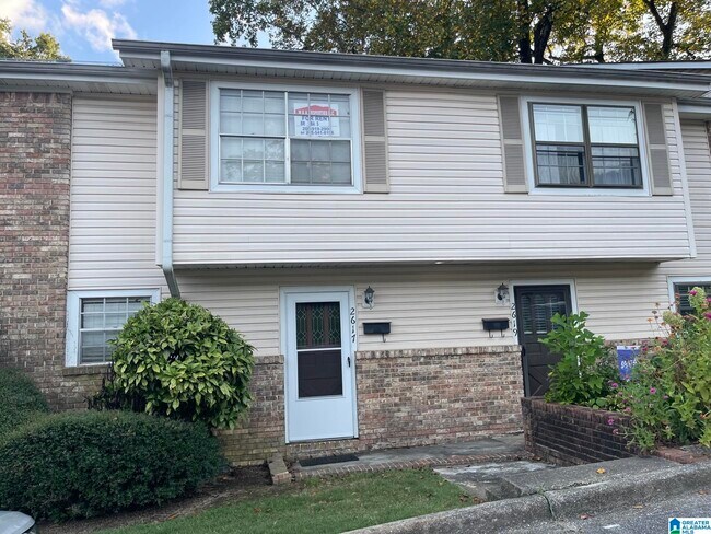 Building Photo - 2617 Southbury Cir