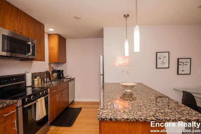 Foto del edificio - 16 Miner St