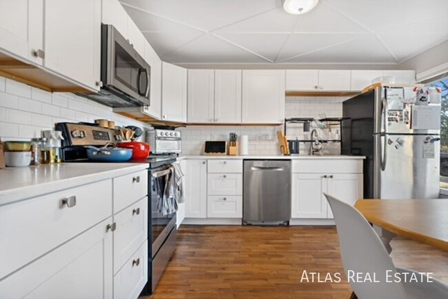 Foto del edificio - Charming Renovated Duplex in Wheat Ridge