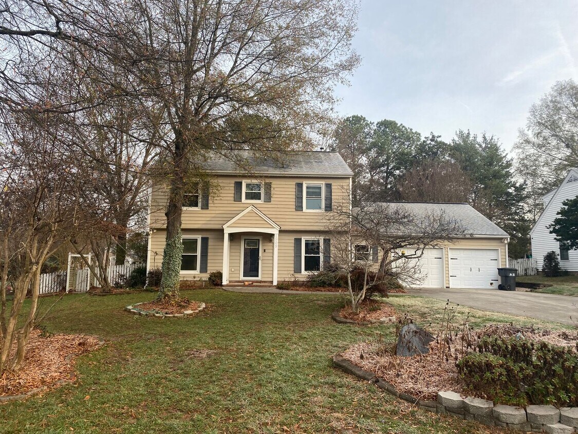 Foto del edificio - Beautiful 4-Bedroom Home in Highly Desirable Candlewyck Community