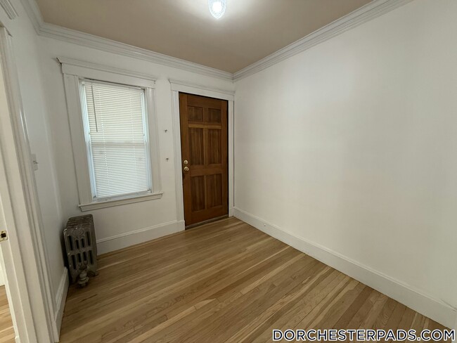 Foto del edificio - 30 Codman St