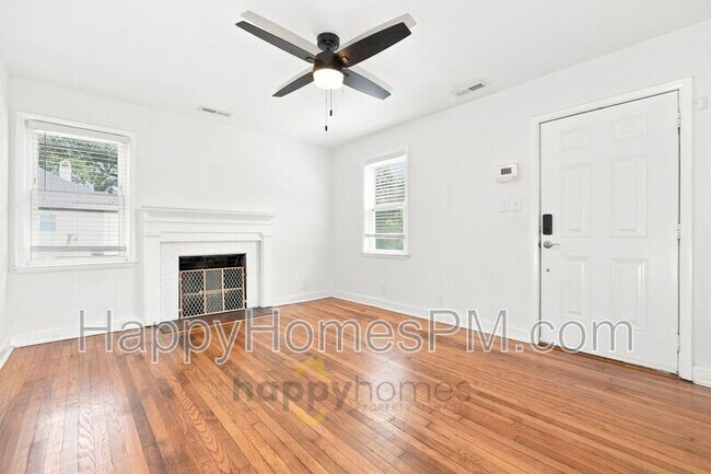 Foto del edificio - 3955 Christopher St