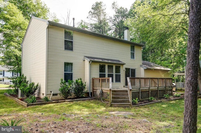 Building Photo - 17 Lady Diana Cir
