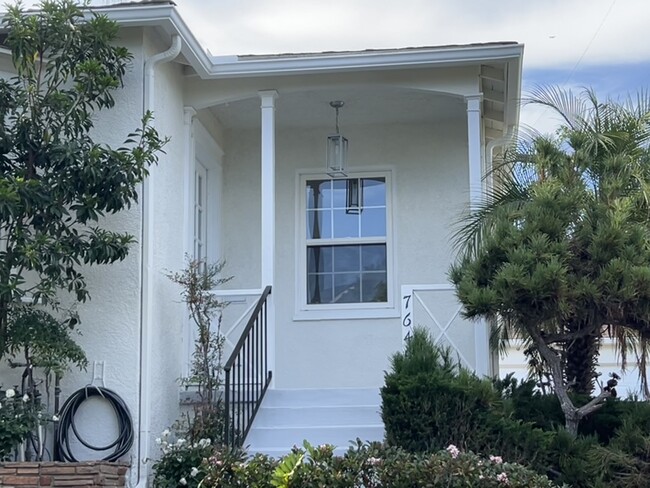 Foto del edificio - 7649 Truxton Ave