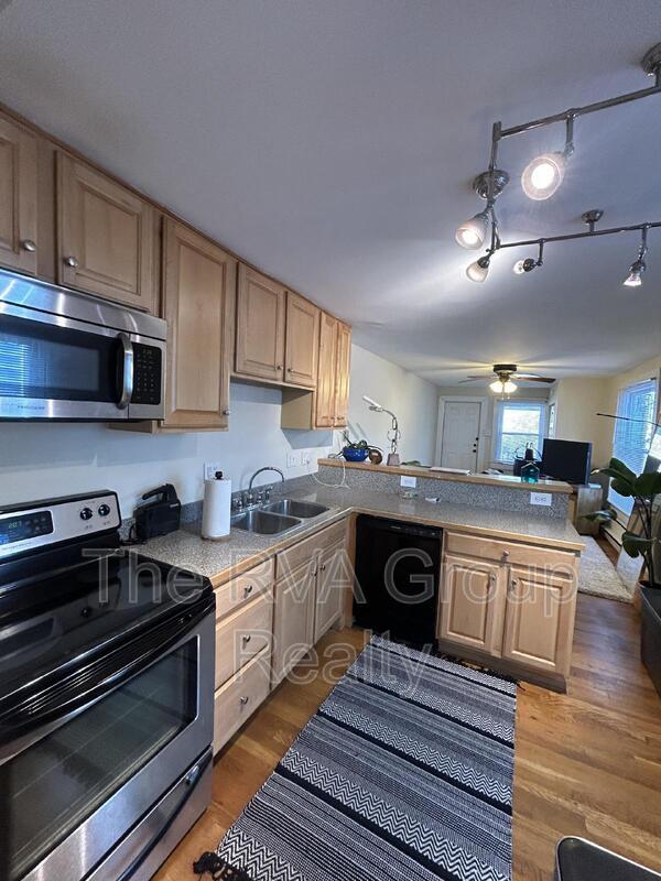 Foto del edificio - 2408 W Cary St