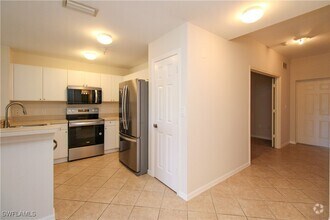 Building Photo - 4500 Botanical Pl Cir
