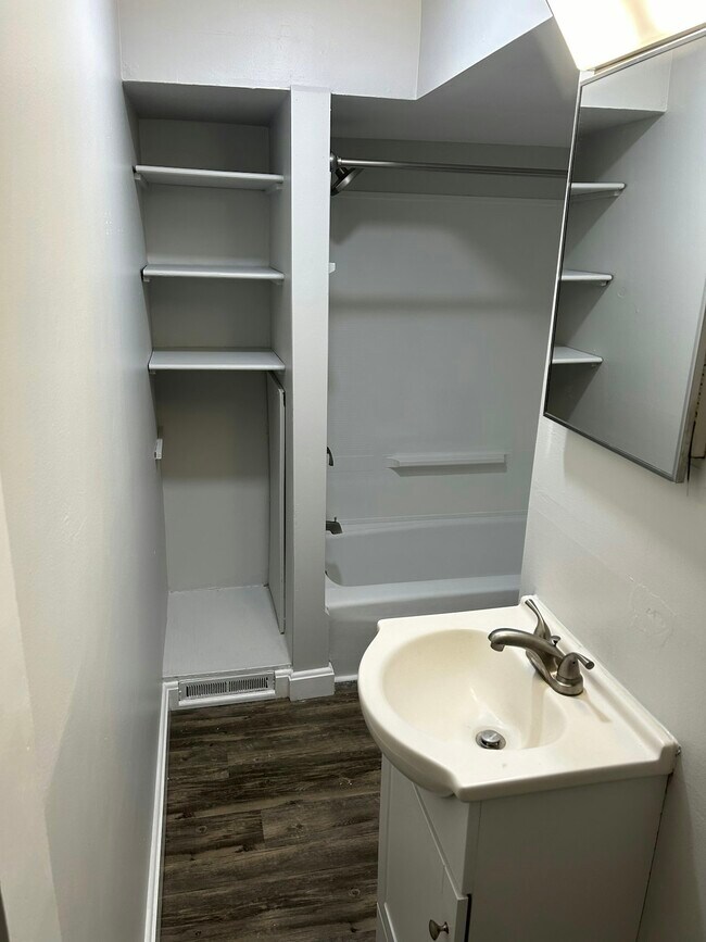 Foto del edificio - 422 Church Street, Unit 1