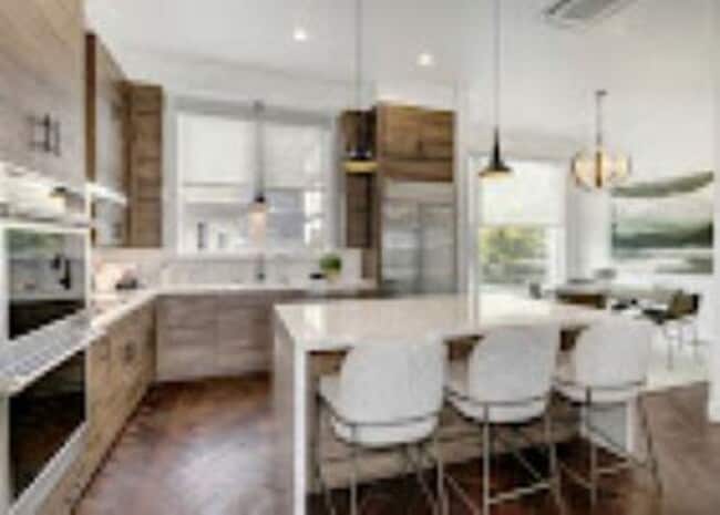 Building Photo - Residences at West Oaks