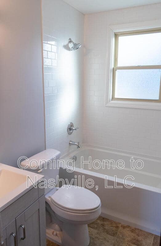 Foto del edificio - 410 Ewing Dr