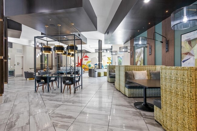 Foto del edificio - Central Square at Frisco