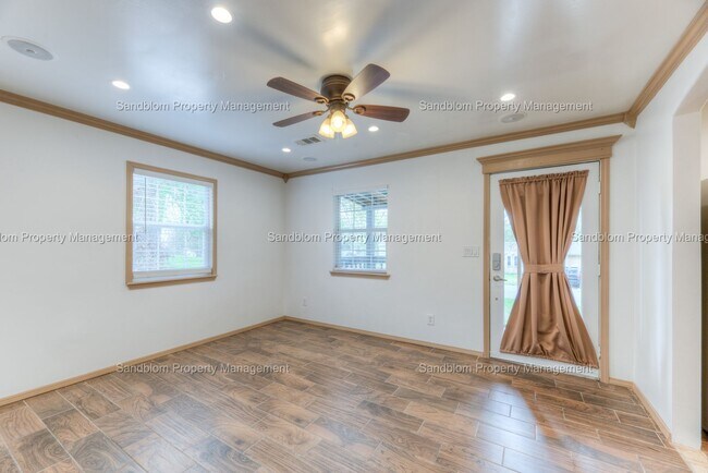 Foto del edificio - FOR LEASE | Sand Springs | $1225 Rent | 3 ...