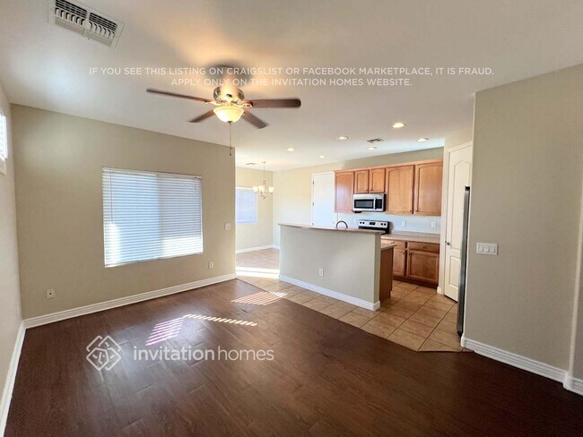 Building Photo - 254 S Aaron