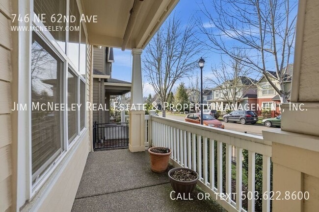 Building Photo - 746 NE 62nd Ave