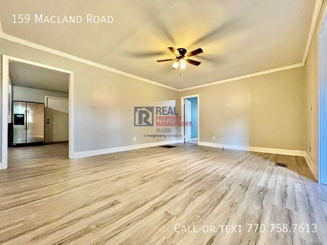 Building Photo - 159 Macland Rd