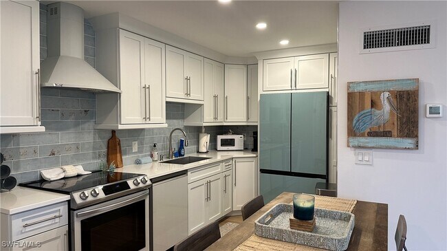 Foto del edificio - 780 10th Ave S