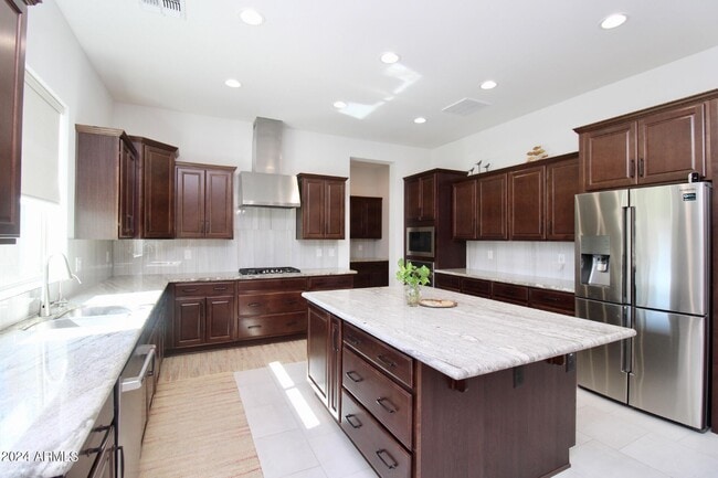 Building Photo - 3321 E Cashman Dr