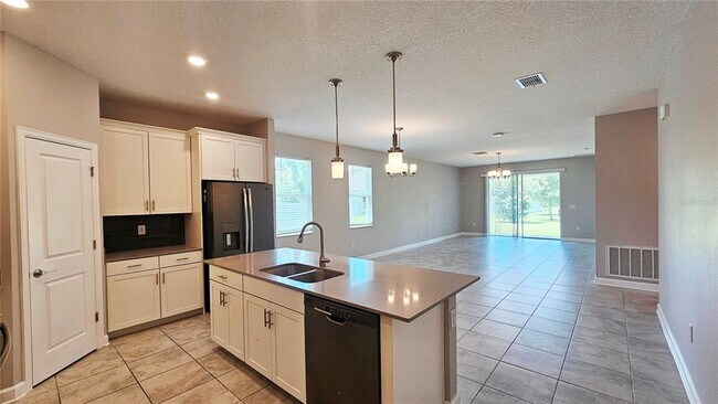 Foto del edificio - 11048 Sweetgum Woods Dr