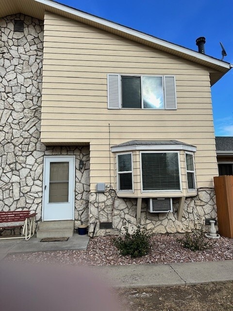front - 1017 W 112th Ave