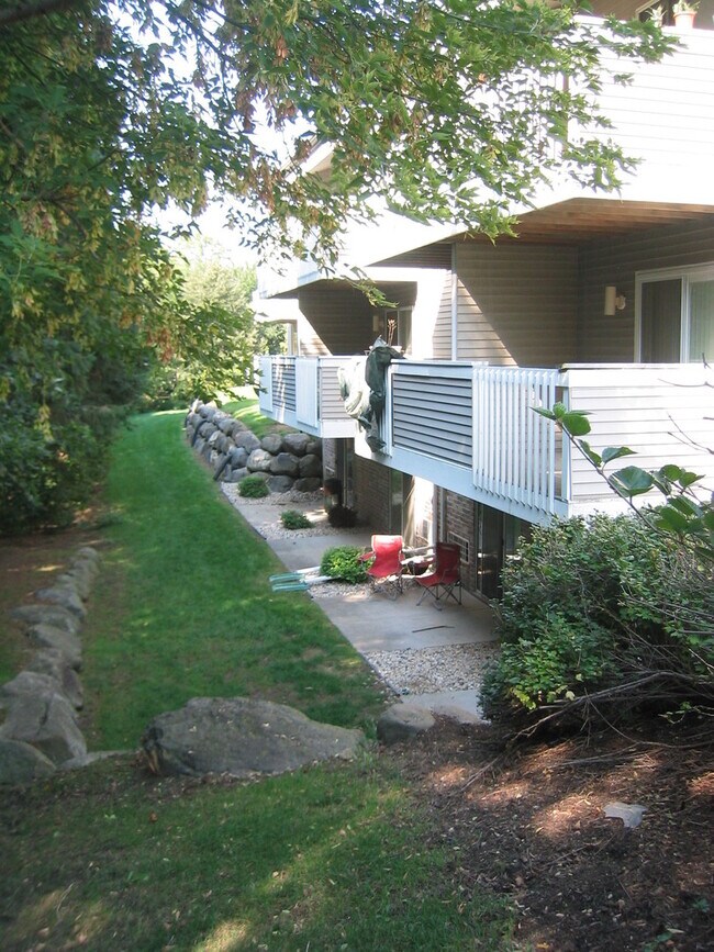 Foto del edificio - Stylish Loft Apartments Near the Madison A...