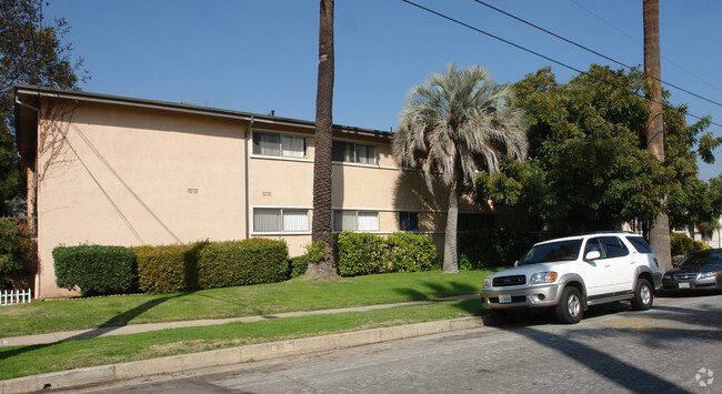 Building Photo - Lyndon Capri