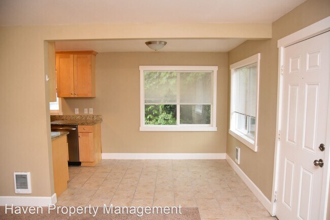 Building Photo - 4 br, 2 bath House - 1120 S Warner St