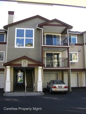 Building Photo - 760 NW 185th Ave