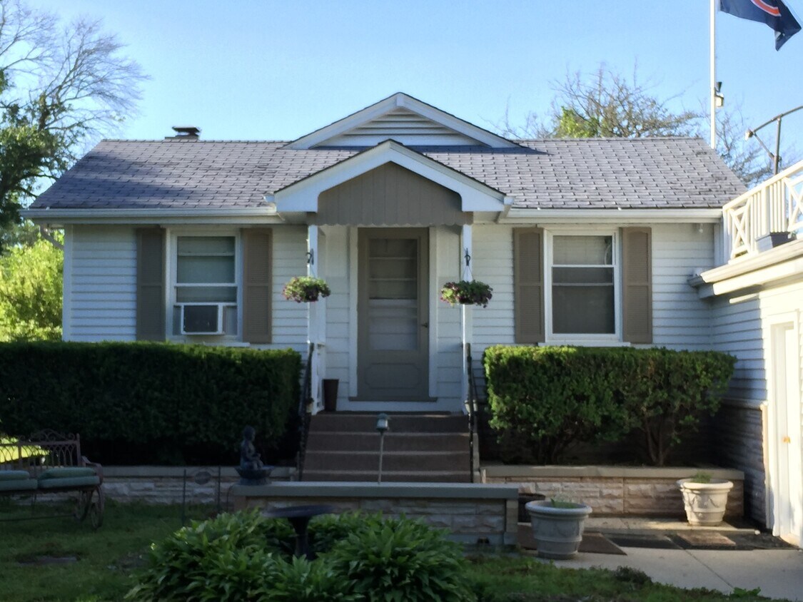 Foto principal - 27844 W Grass Lake Rd