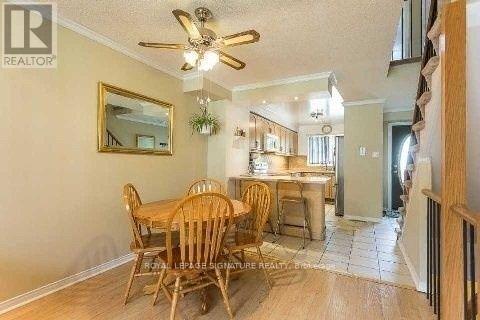 Photo du bâtiment - 5865 Dalebrook Crescent