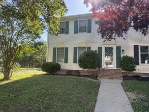Building Photo - 1017 Baccharis Dr