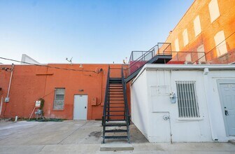 Building Photo - 210 E Washington Ave