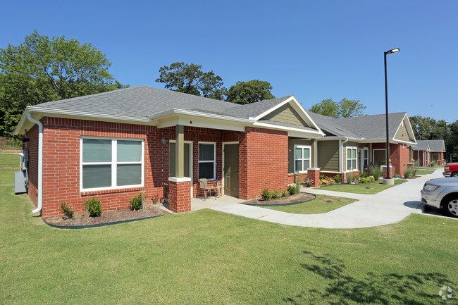 Edificio - Walnut Park Manor 62+ Senior Living Community