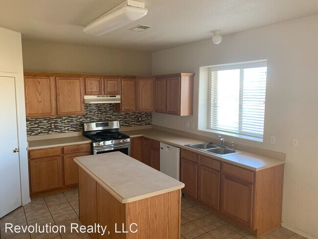 Building Photo - 4 br, 2.5 bath House - 2418 Tuscan Hills Lane