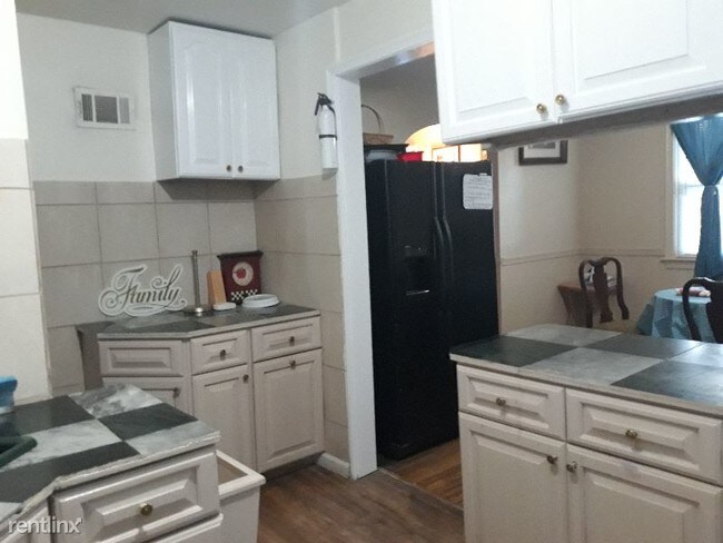 Foto del edificio - 5 br, 3 bath House - 11804 Georgia Ave