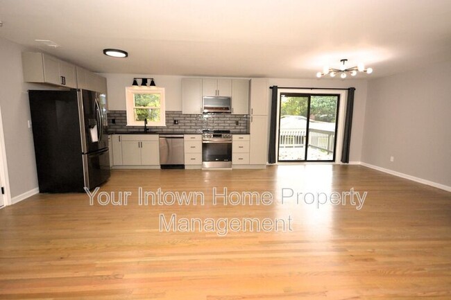 Building Photo - 2596 Wilson Woods Dr