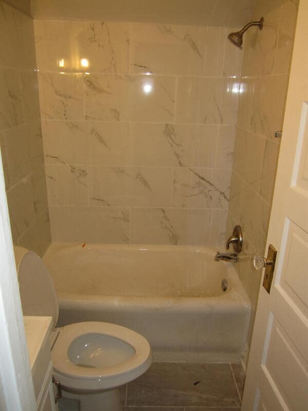 Building Photo - 119 Tennyson Ct