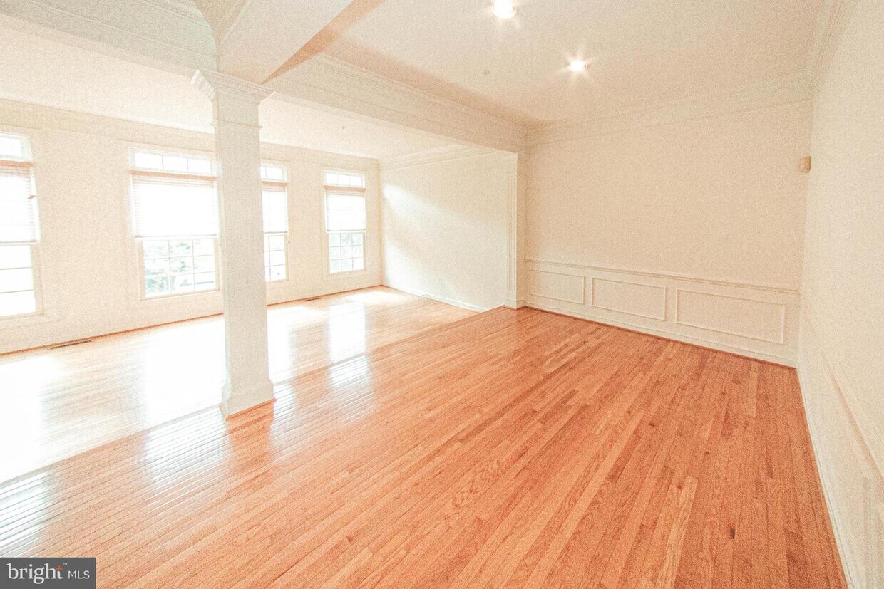 Foto principal - 13308 Sunny Brooke Pl