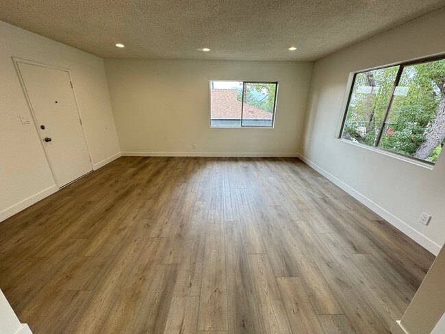 Foto del edificio - 1152 Ruberta Ave