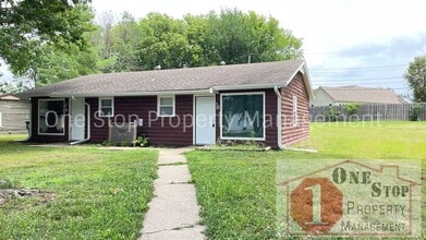 Building Photo - 609 NW Fieldcrest Dr