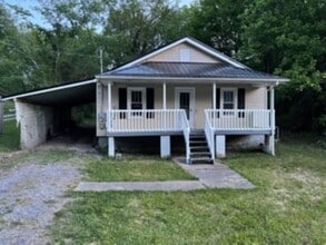Building Photo - 1337 Ivory St