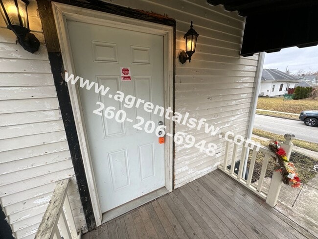 Building Photo - 2919 S Harrison St